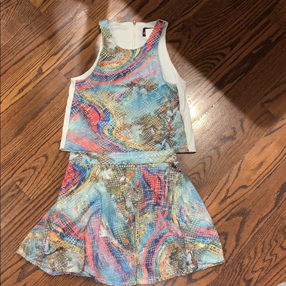 Two piece rainbow snake skin set.